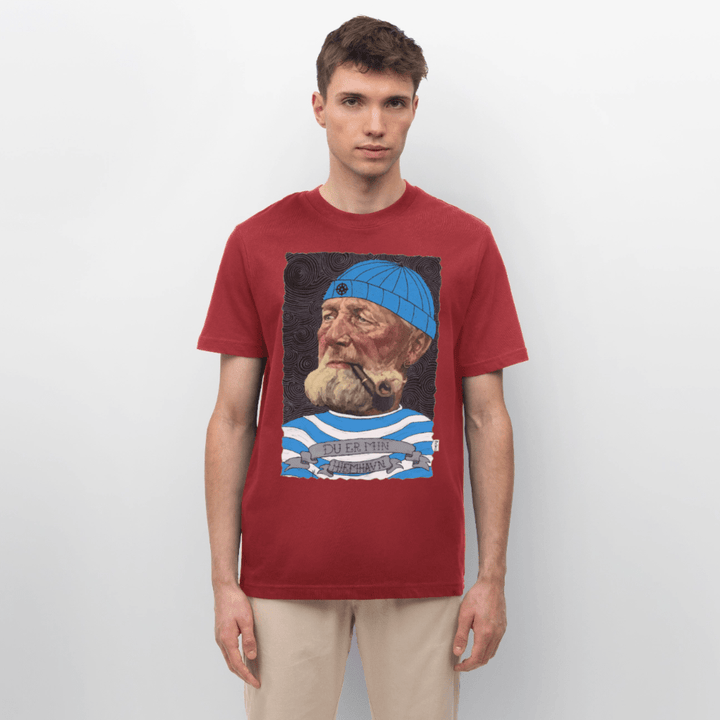 Poul Sømand - Unisex T-shirt - Stanley/Stella Relaxed Fit økologisk unisex - T-shirt Sparker - jordrød - Dajlig