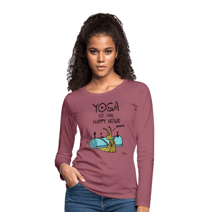 Yoga er min Happy Hour - Dame Langærmet Trøje - Dame premium T-shirt med lange ærmer - rødviolet - Dajlig.dk