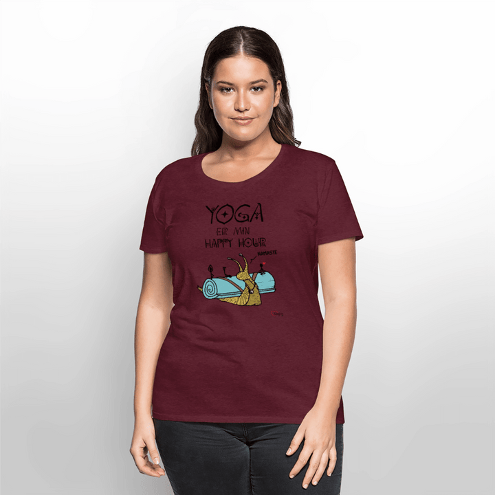 Yoga er min Happy Hour - Eksklusiv Dame T-shirt - Dame premium T-shirt - vinrød - Dajlig